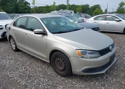 3VWD17AJ3EM273451: 42927452