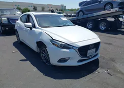 3MZBN1M31JM172893: 42931514