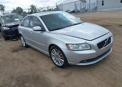 YV1382MSXA2513348: 42962286