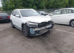 WBXHT3C33GP880276: 43019793