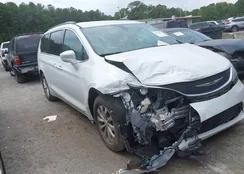 2C4RC1BG5HR523059: 43046794