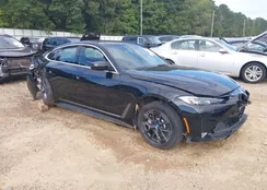 WBY43AW04RFS64398: 43045910