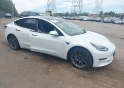 5YJ3E1EBXNF260784: 43064123