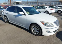 KMHGC4DD6DU215113: 43065687