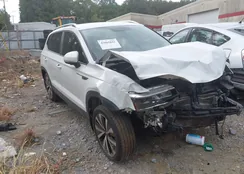 3VVRX7B23NM096805: 43065842