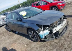 1N4BL4DV2RN312548: 43072019