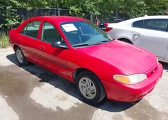 1FAFP10P2WW260128: 43082657