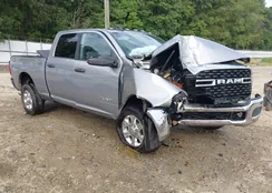 3C6UR5DJ9PG539320: 43105174