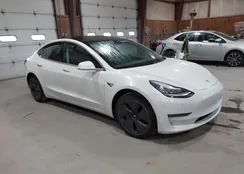 5YJ3E1EB3LF619437: 43112398