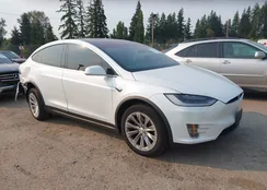 5YJXCDE27JF139701: 43122016