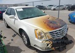 1G6KD57Y38U140217: 43130629