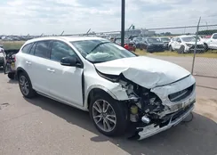 YV4612HK2G1008157: 43129979