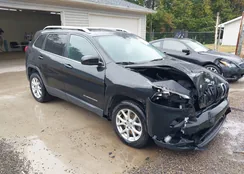 1C4PJLCB8EW126587: 43136905