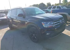 1V2KR2CA2JC586021: 43152836