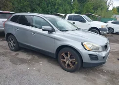 YV4902DZ0C2346020: 43173538