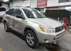 JTMBD33VX76042477: 43176683