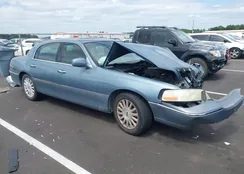 1LNHM81W93Y663044: 43179320