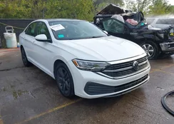 3VW7M7BUXNM031494: 43184496