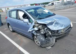 3N1BC13E09L410085: 43188085