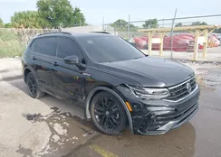 3VVCB7AX0NM173051: 43217244