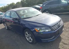 1VWAT7A33EC024244: 43219622