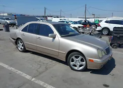 WDBJF65J61B369635: 43221505