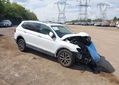 3VV2B7AX8LM043690: 43227246