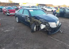 3LNHL2GC5BR768027: 43259842