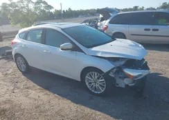 1FADP3N23JL283296: 43265836