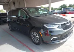 2C4RC1L75PR555877: 43267474