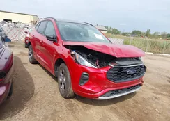 1FMCU9MN8PUA61610: 43275789