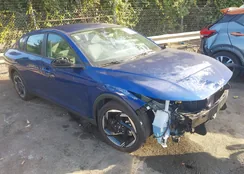 3KPFU4DE1SE136174: 43279351