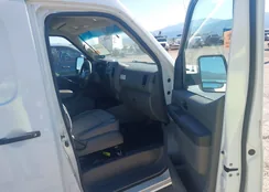 1N6BF0LYXGN806205: 43290388