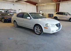 JN1CA31D9YT542613: 43299730