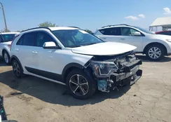 KNDCR3LE7P5053688: 43313069