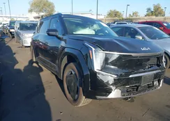 KNDADFS51R6038352: 43322233