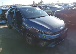 3KPF24AD2PE586053: 43342963