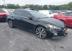 1N4BL4CW4KN303608: 43360777