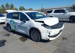 2C4RC1CG1RR194019: 43383372