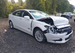 3FA6P0SU9ER145704: 43389655