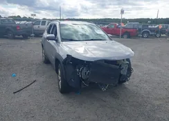 3C4NJDBB2JT114224: 43392805