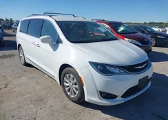 2C4RC1BG1JR290822: 43395639