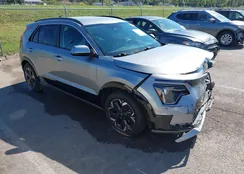 KNDCR3L16P5021652: 43395990