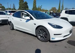 5YJ3E1EA6MF877864: 43396577