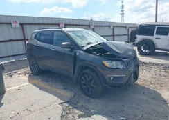 3C4NJDDB6KT756525: 43396603