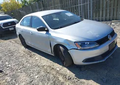 3VW2K7AJXDM259131: 43402885