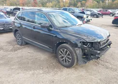 3VV2B7AX5LM173653: 43422381