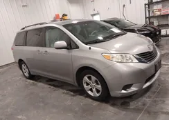 5TDKK3DC8DS388008: 43429926