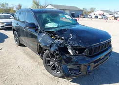 1C4RJYB6XP8905328: 43452727