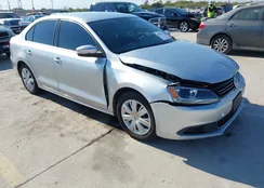 3VWDP7AJ1DM405149: 43452943